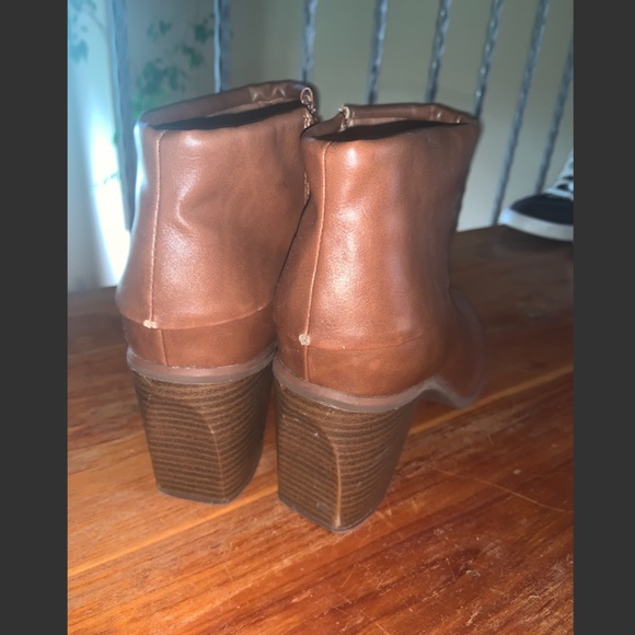 BC Footwear Brown Booties Women's Size 8.5 - Picture 7 of 9